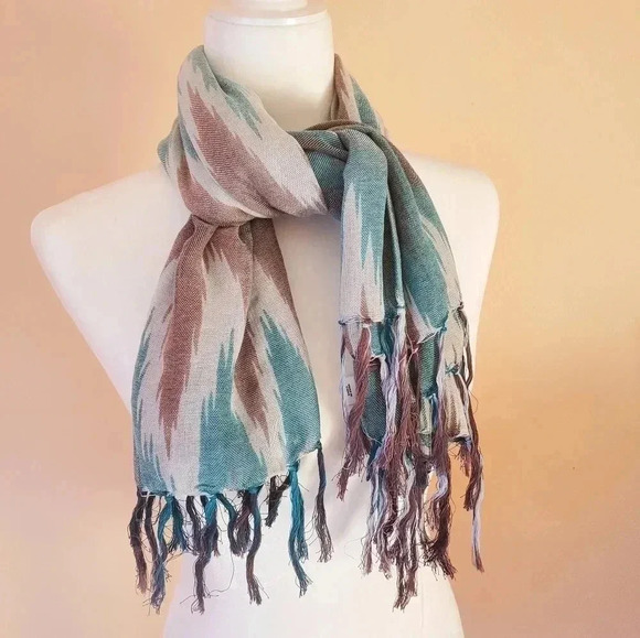 Old Navy Accessories - Old navy scarf​​